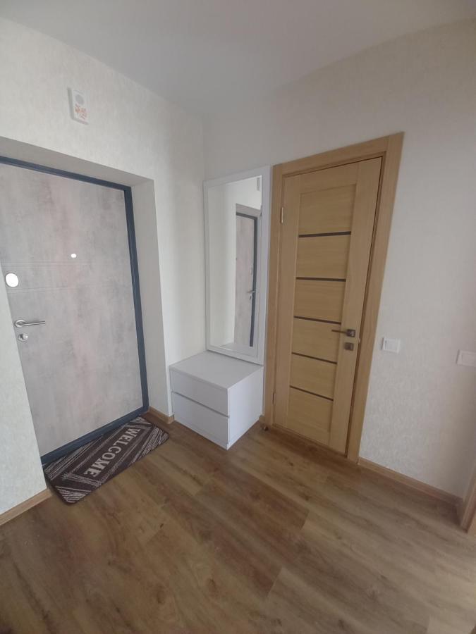 Апартаменти Центр, Промінь 2 Lutsk Luaran gambar